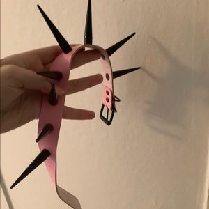 Spiked choker